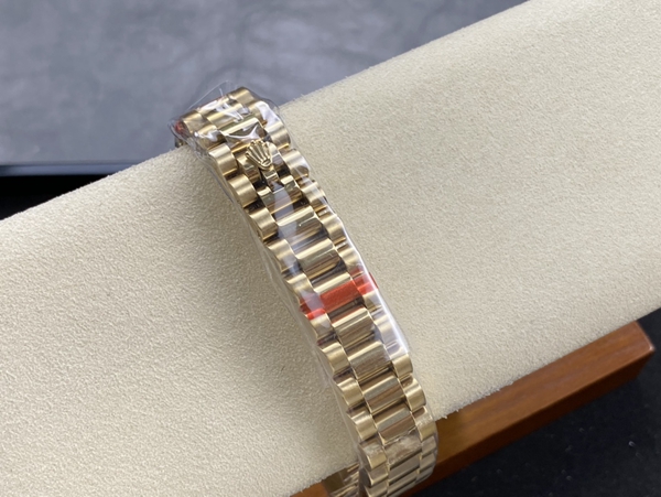 激安ロレックス着用イメージ